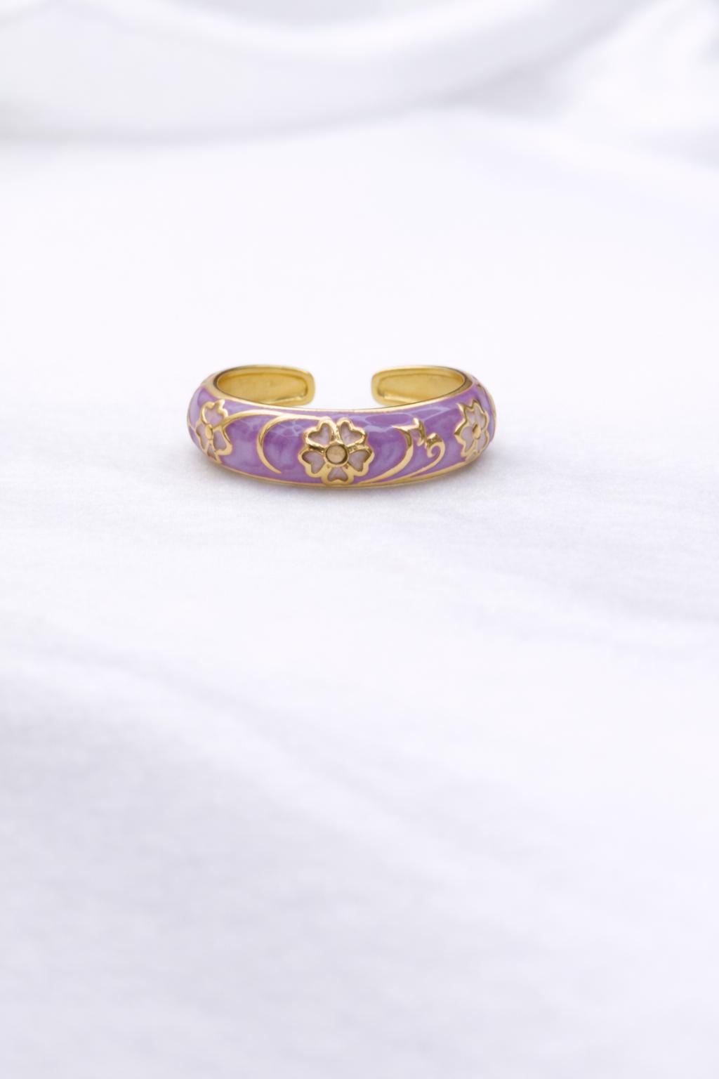 Lilac Noor Ring