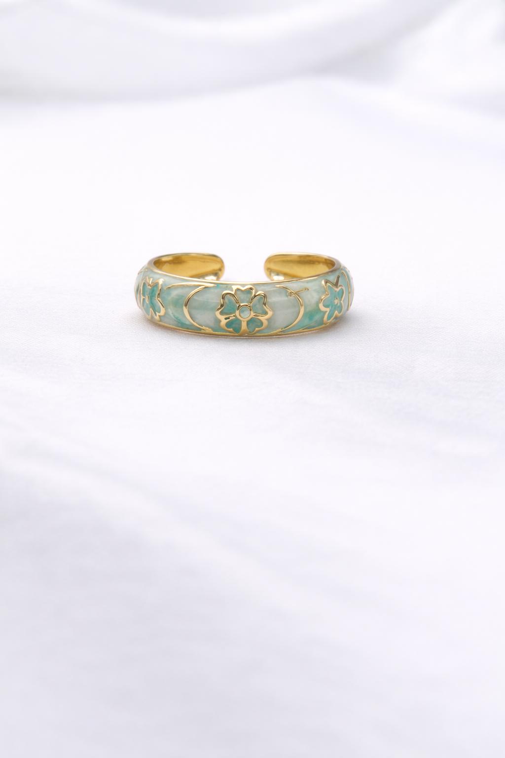 Mint Noor Ring