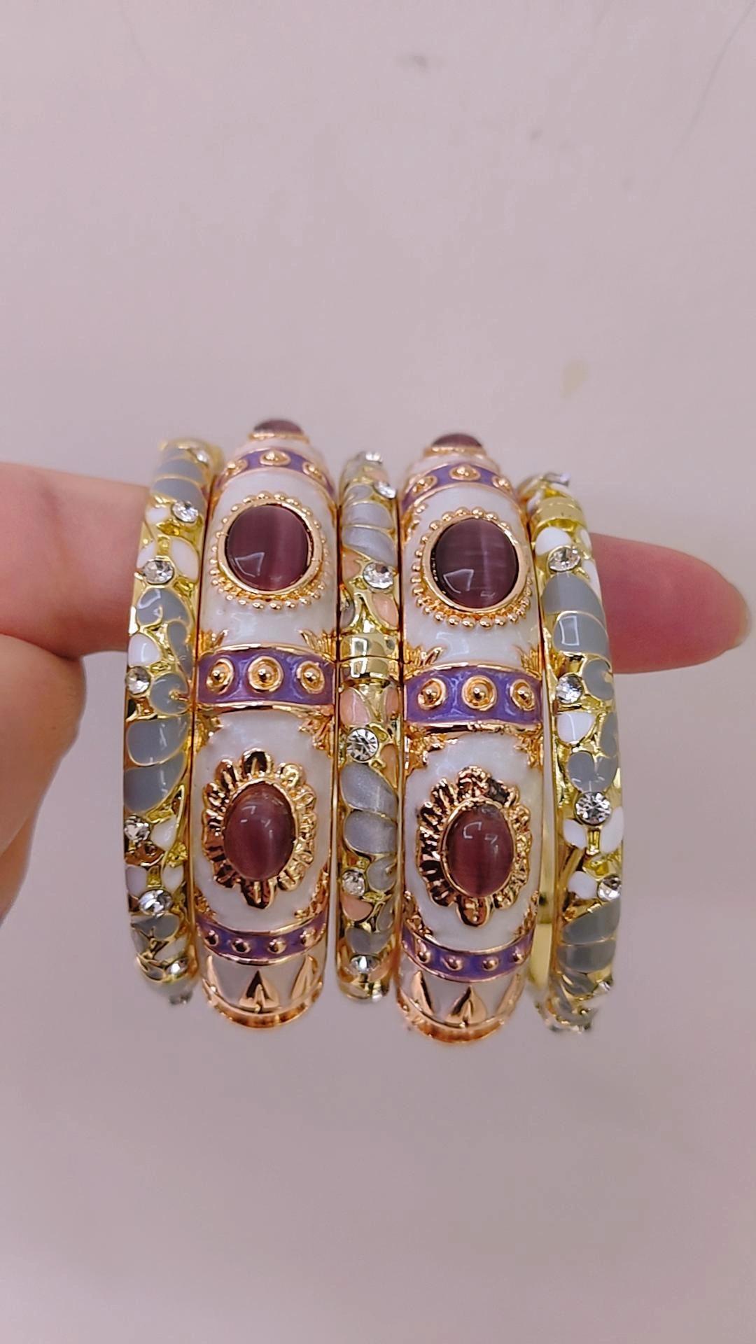 Lilac Luxe Stack (Set of 5 bangles)